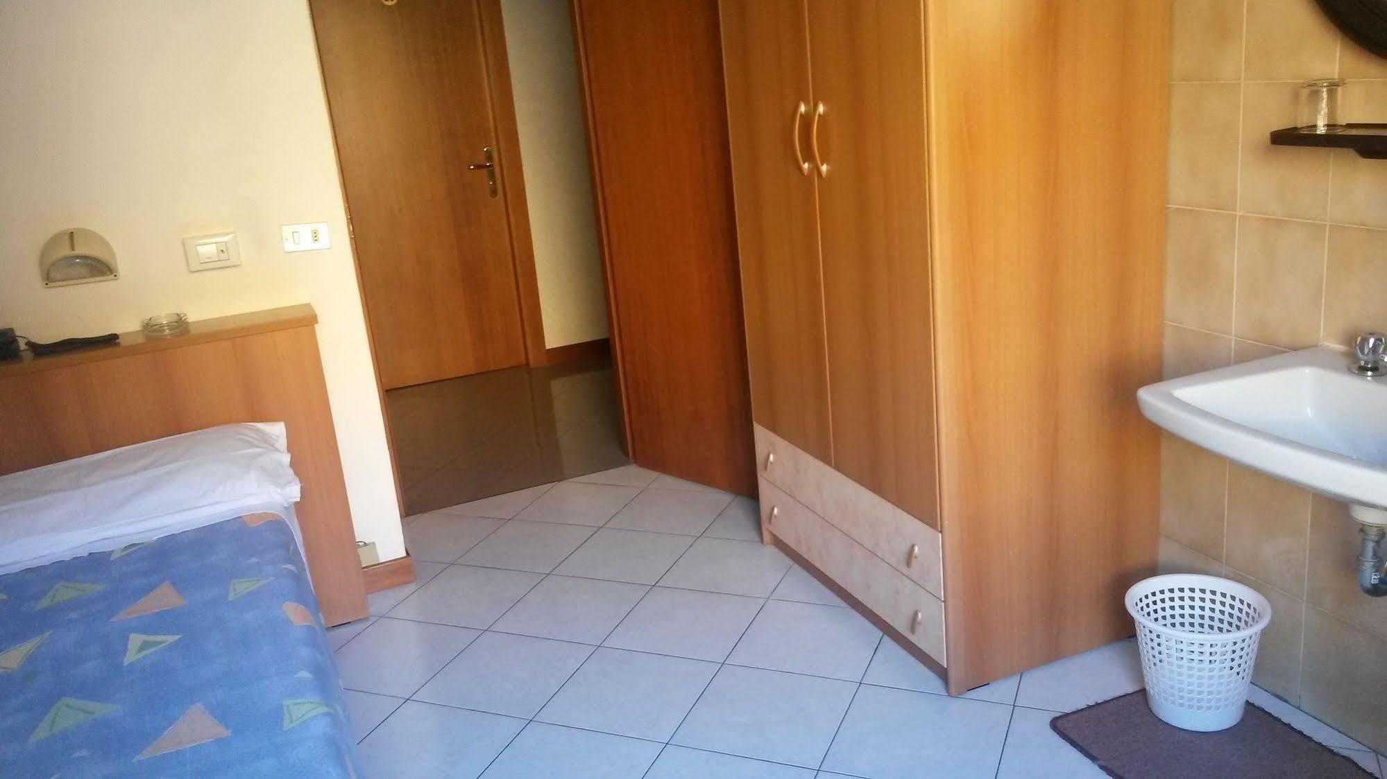 Pensione Marconi Bologna Luaran gambar